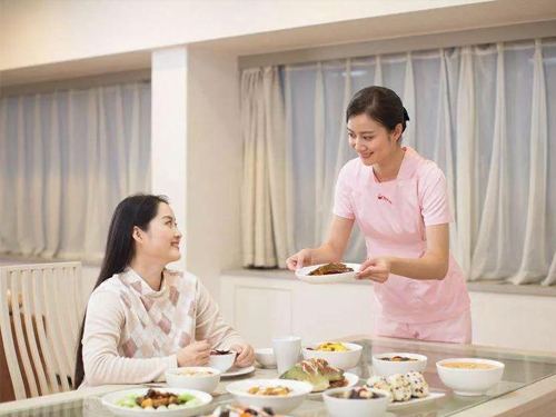 月嫂服務